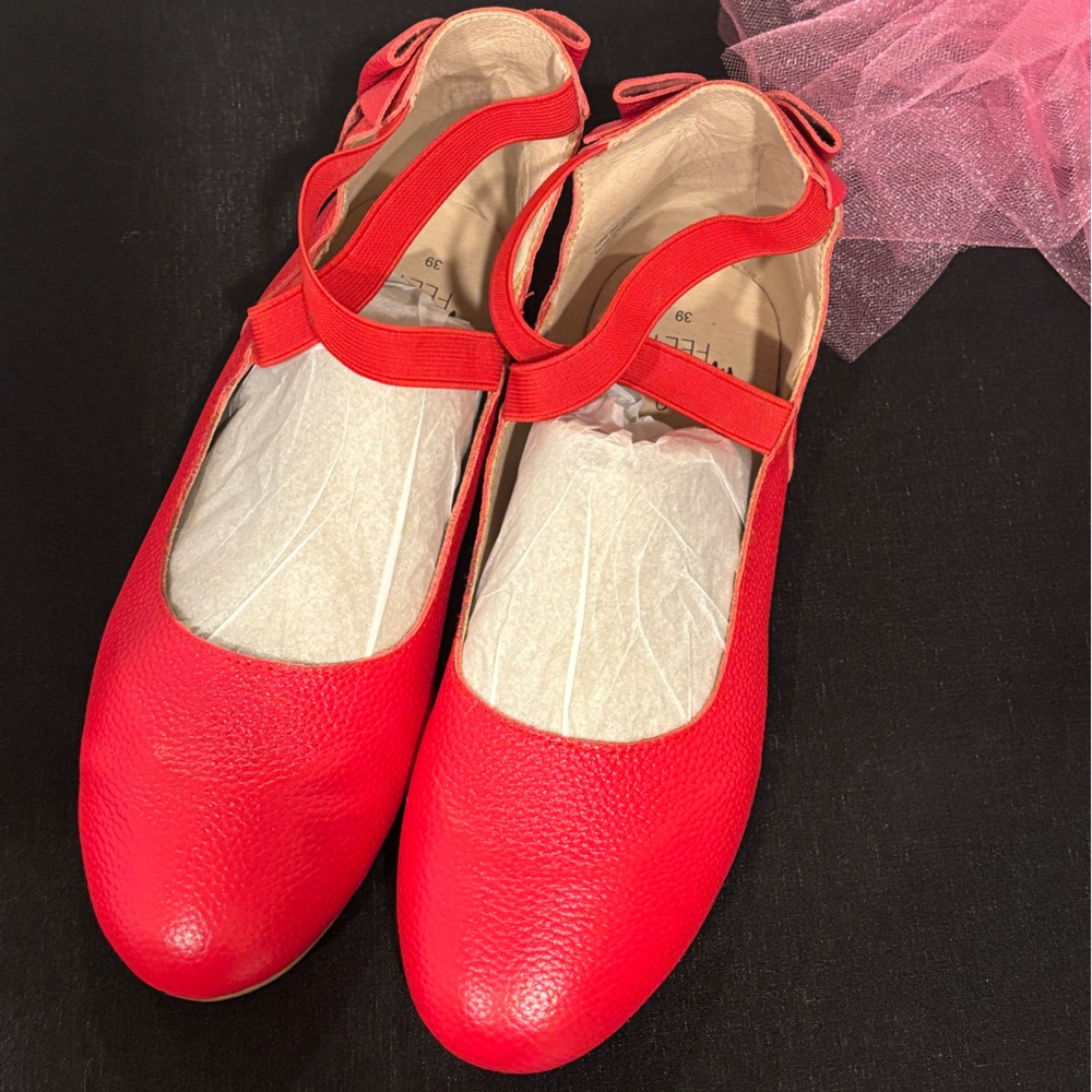 💕MONKEY FEET Red Ballerina Ankle Strap Flats Bow Detail Size 39 Women's 8-8.5❤️